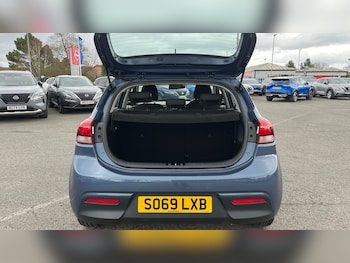 Used Kia Rio 2019 for sale - 78366672: Photo