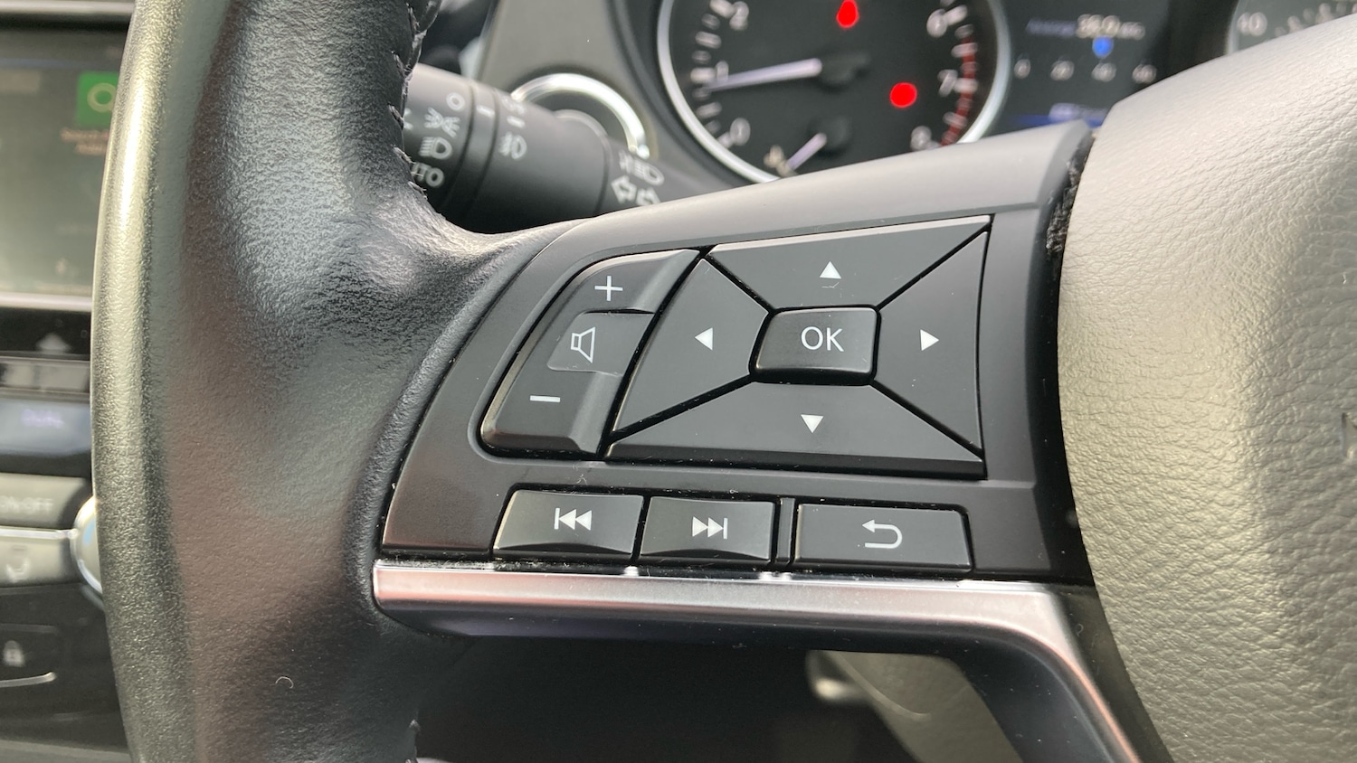 Used Nissan Qashqai 2020 for sale - 76311345: Photo 32