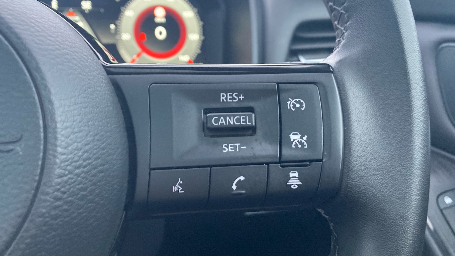 Used Nissan Qashqai 2024 for sale - 76504821: Photo 33