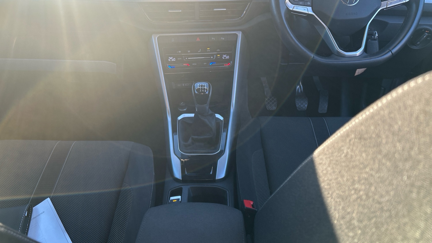 Used Volkswagen T-Roc 2023 for sale - 76895219: Photo 14