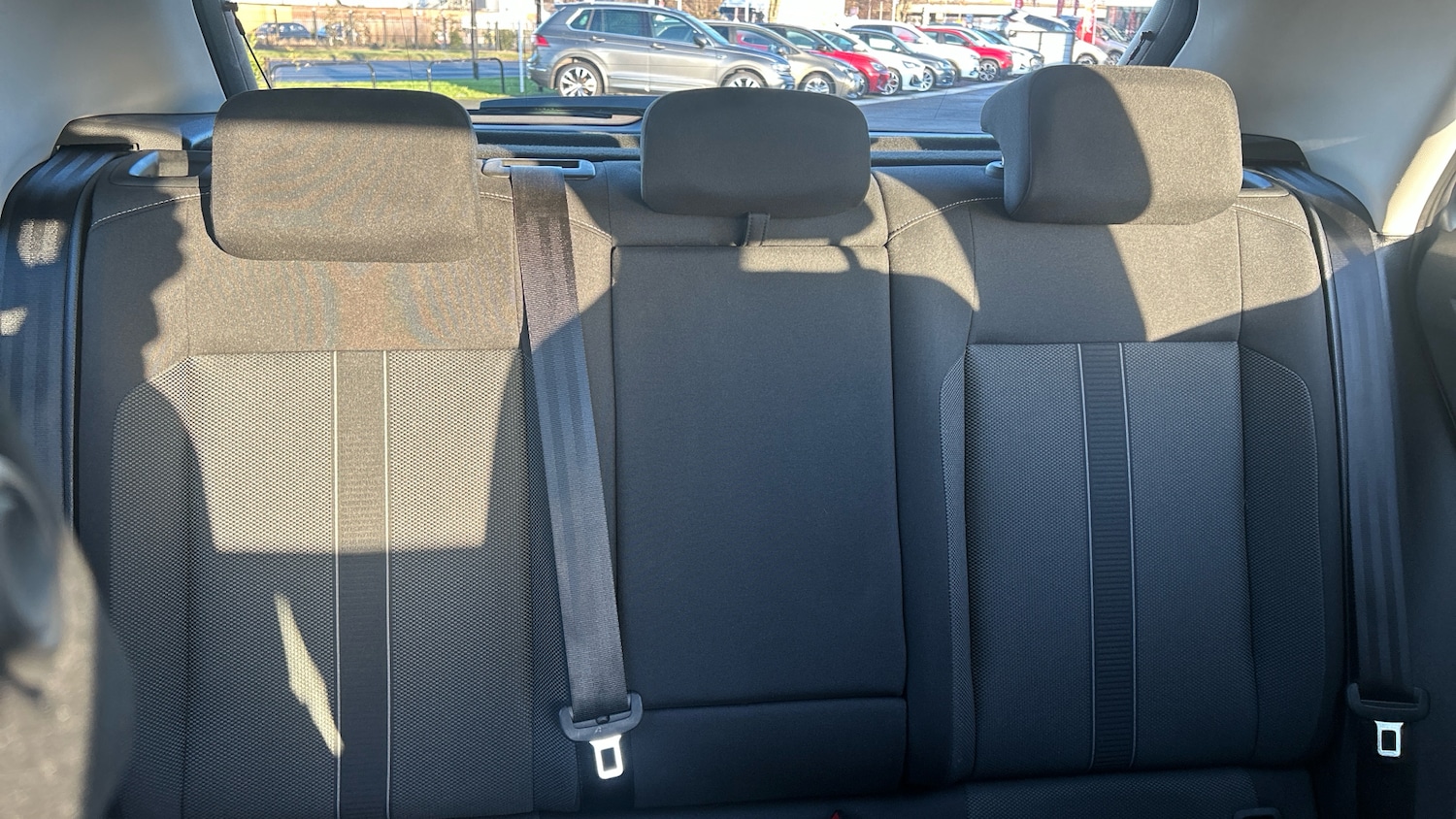 Used Volkswagen T-Roc 2023 for sale - 76895219: Photo 15