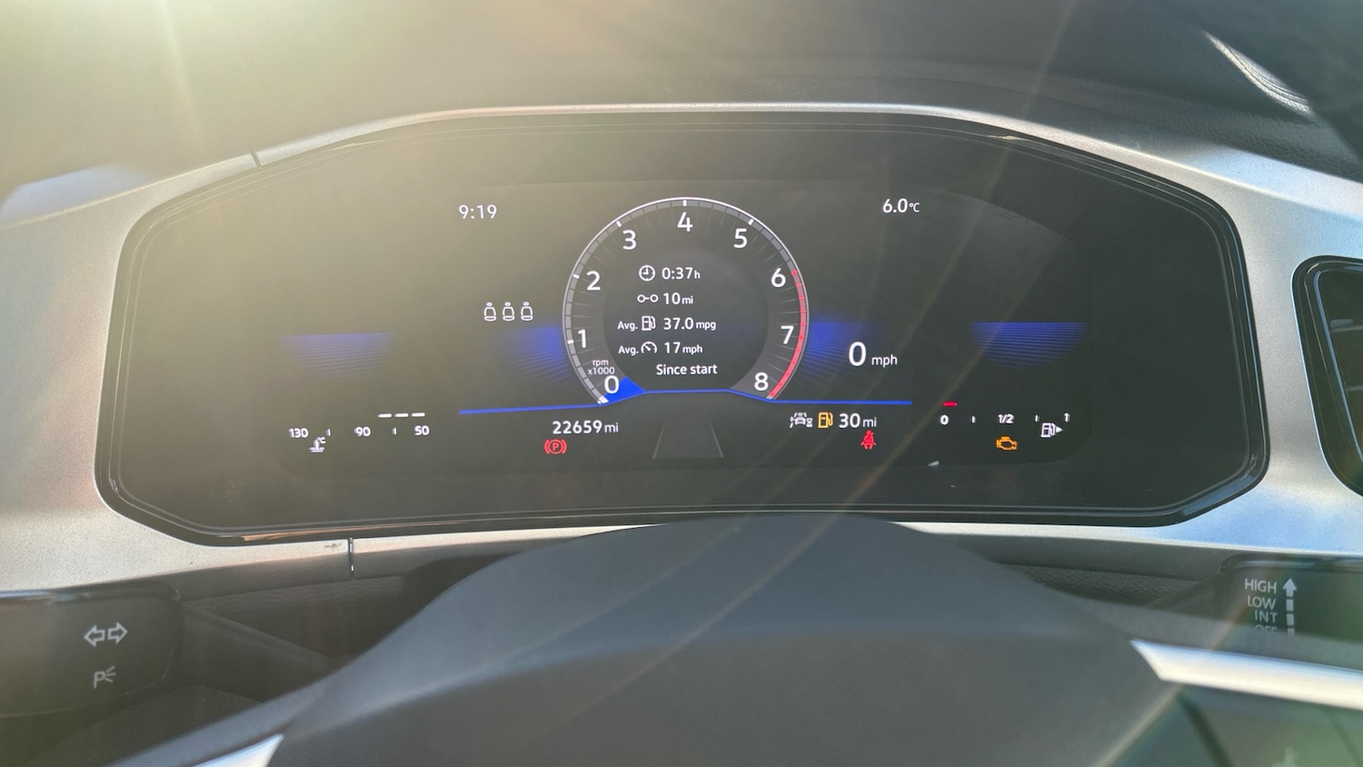 Used Volkswagen T-Roc 2023 for sale - 76895219: Photo 18