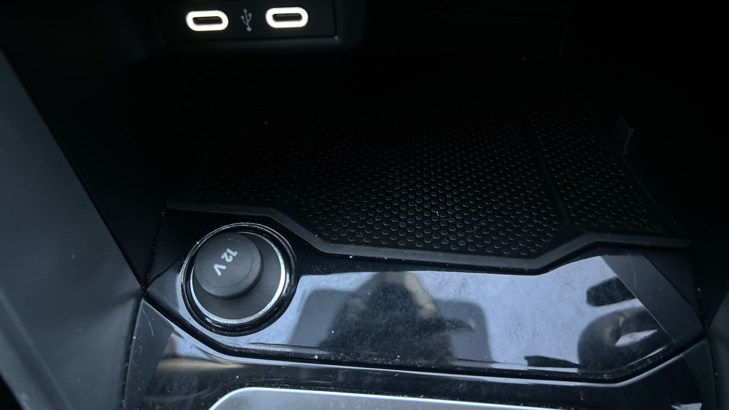 Used Volkswagen T-Roc 2023 for sale - 76895219: Photo 29