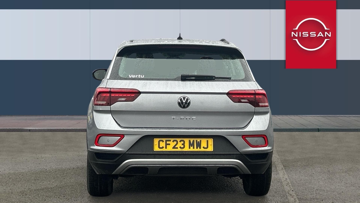 Used Volkswagen T-Roc 2023 for sale - 76895219: Photo 6