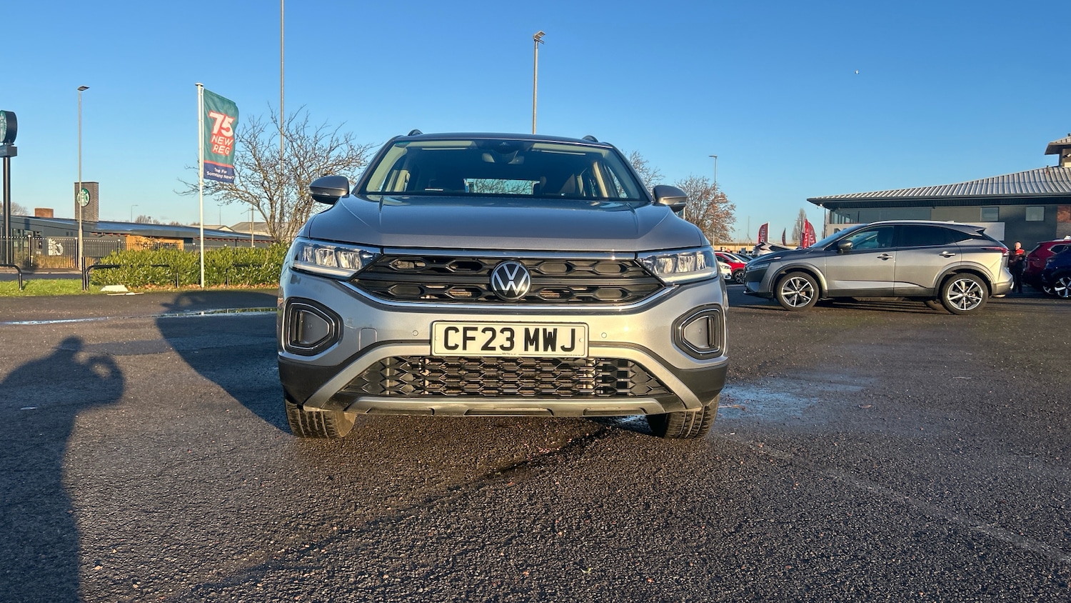 Used Volkswagen T-Roc 2023 for sale - 76895219: Photo 8