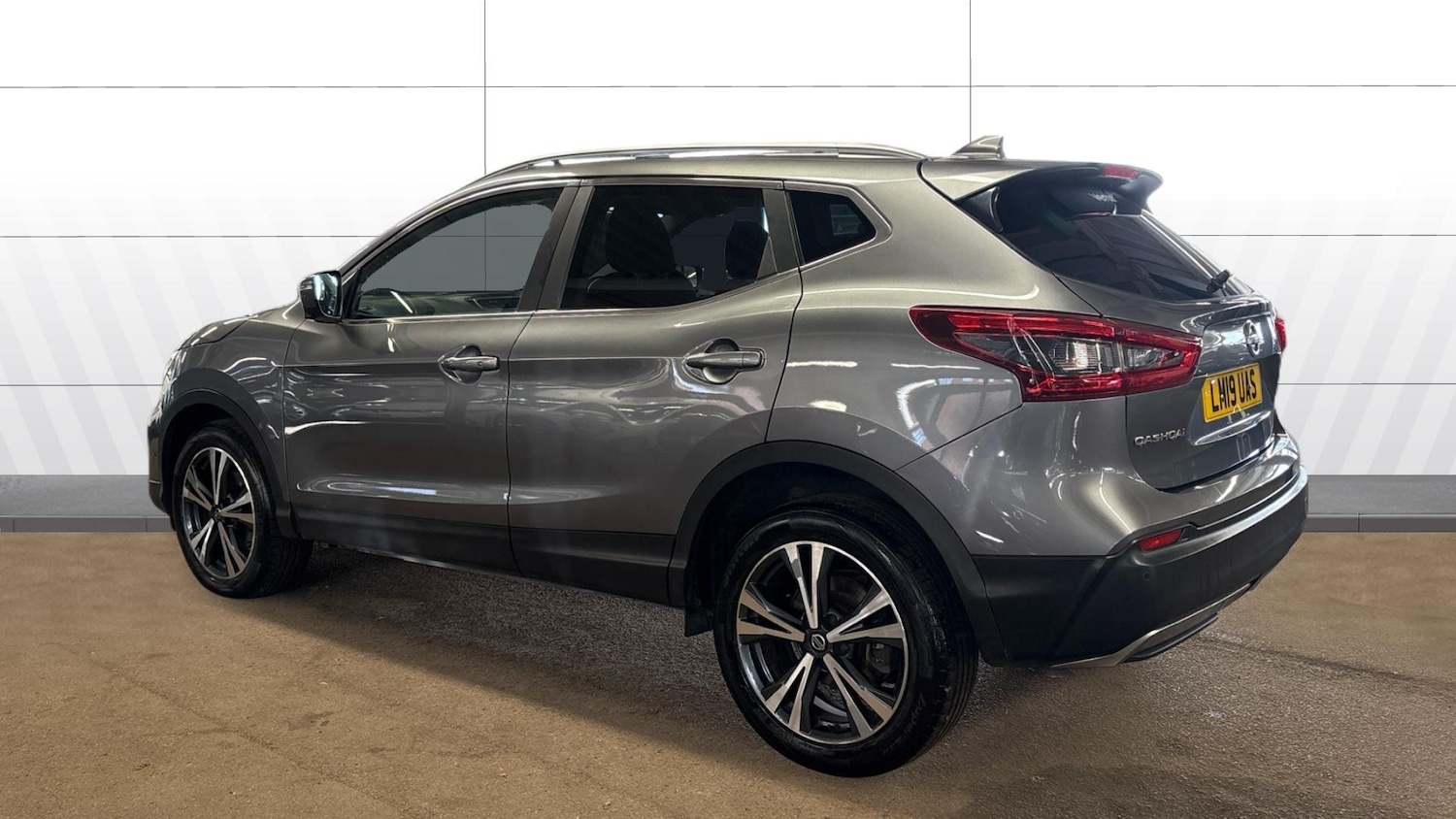 Used Nissan Qashqai 2019 for sale - 77975746: Photo 2