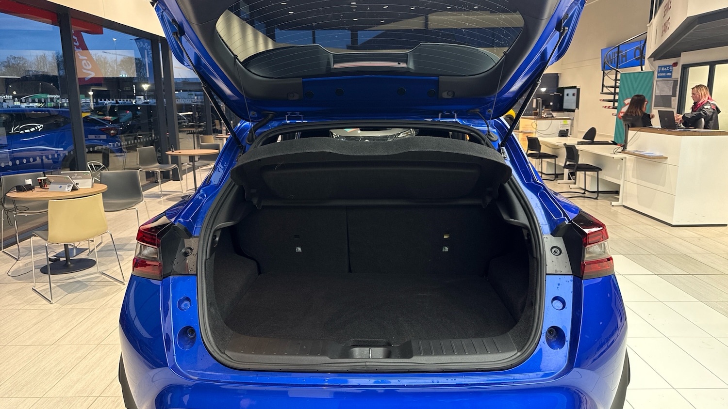 Used Nissan Juke 2025 for sale - 77420900: Photo 4