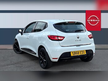 Used Renault Clio 2018 for sale - 77759132: Photo