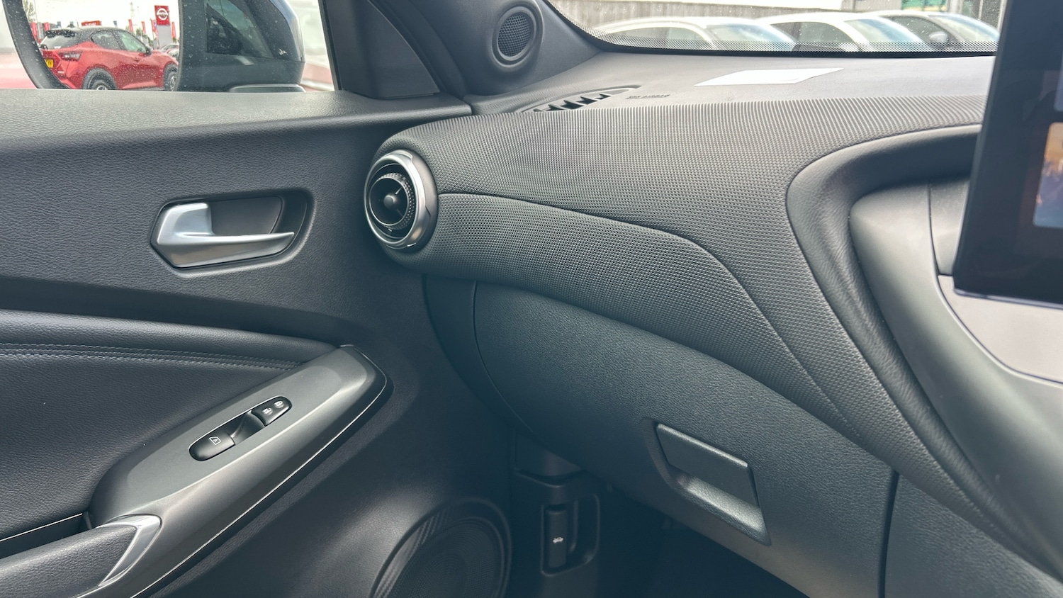 Used Nissan Juke 2024 for sale - 76694139: Photo 28