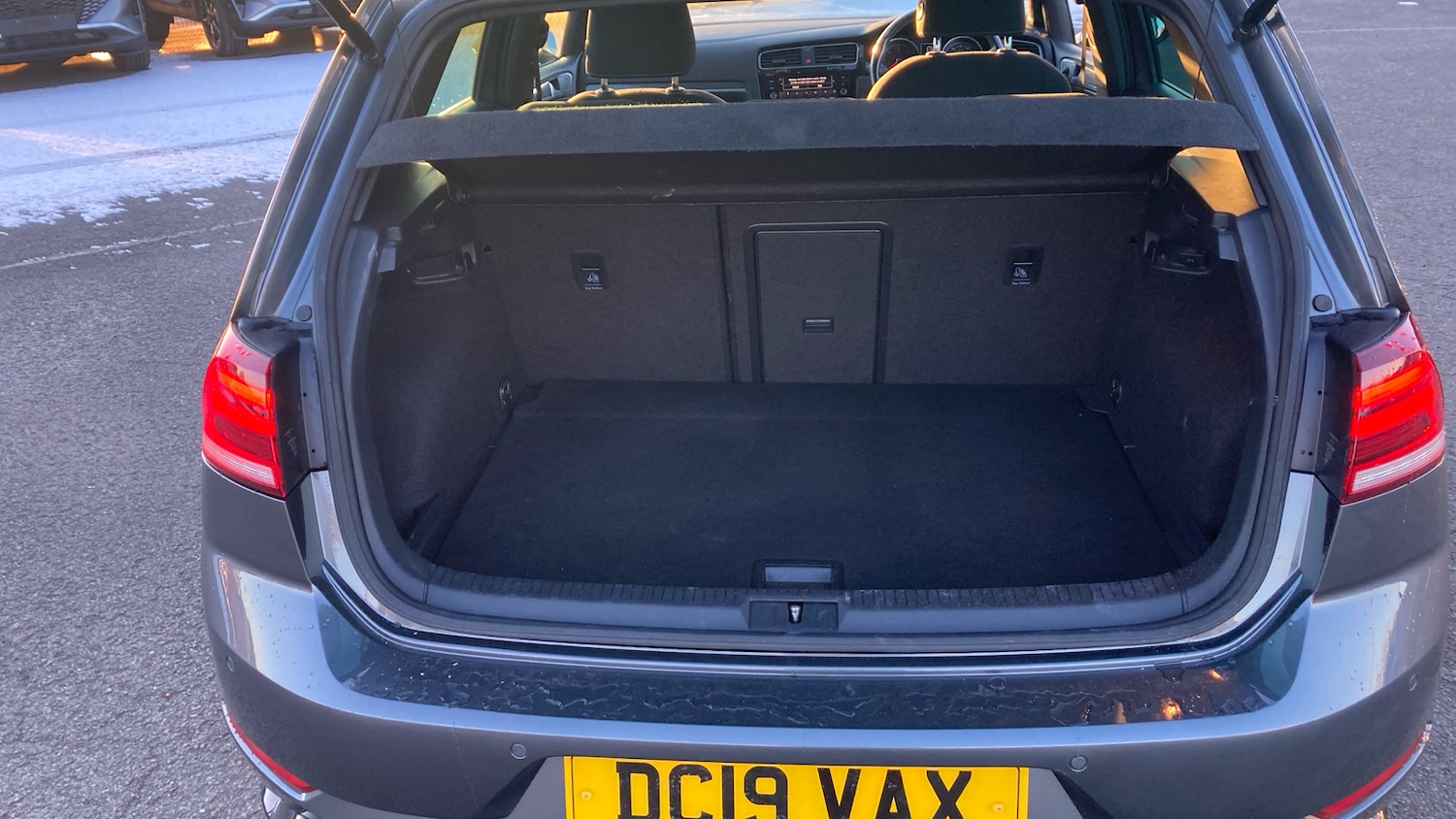 Used Volkswagen Golf 2019 for sale - 77114099: Photo 4