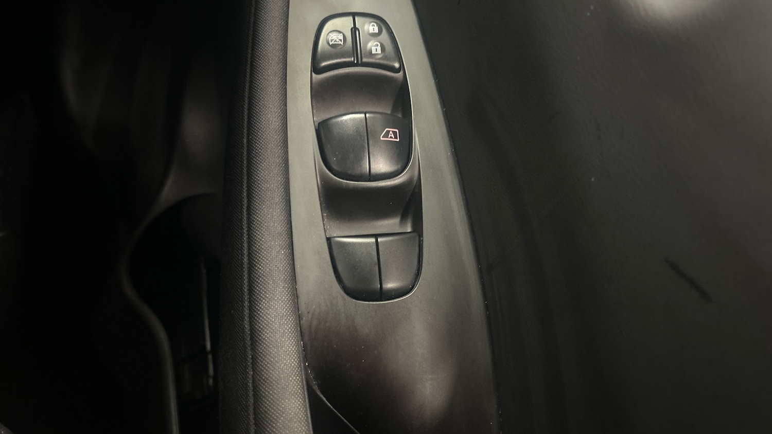 Used Nissan Leaf 2022 for sale - 77159385: Photo 30