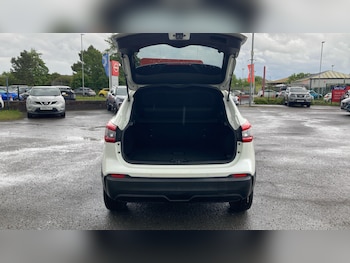 Used Nissan Qashqai 2017 for sale - 78617594: Photo