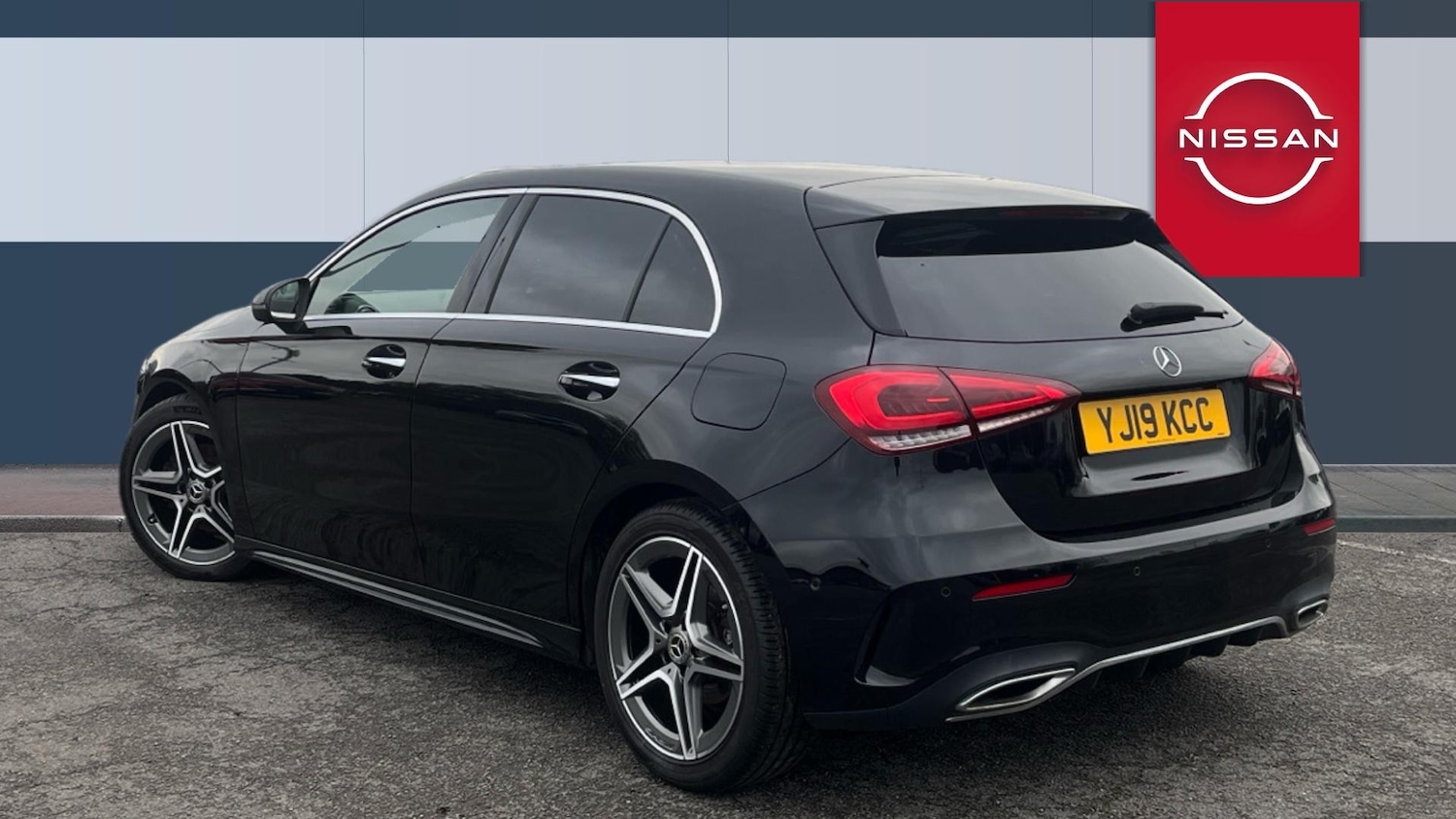 Used Mercedes-Benz A-Class 2019 for sale - 76971091: Photo 2