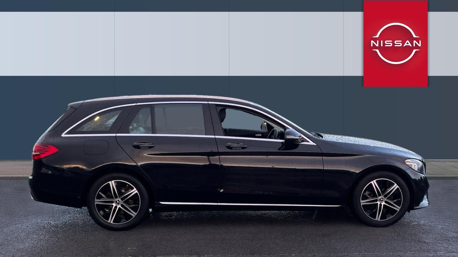 Used Mercedes-Benz C Class 2021 for sale - 76904848: Photo 5