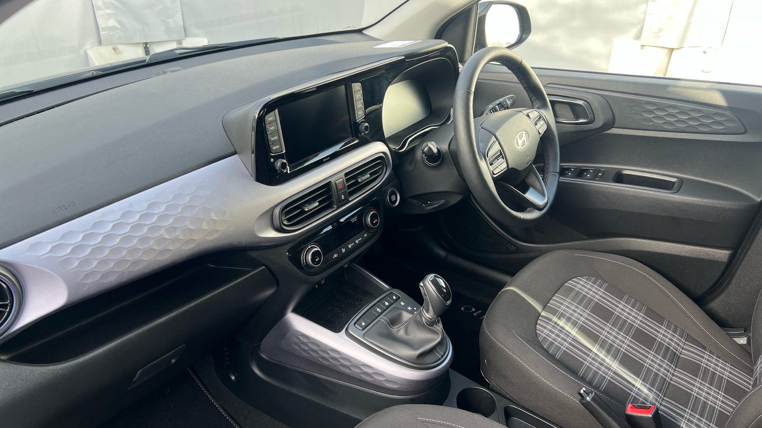 Used Hyundai i10 2024 for sale - 77532576: Photo 9