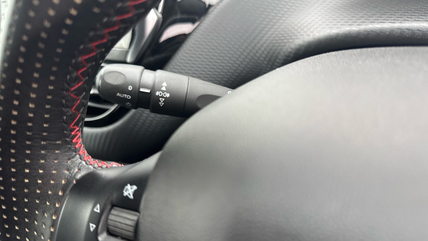 Used Peugeot 208 2018 for sale - 77679316: Photo 24