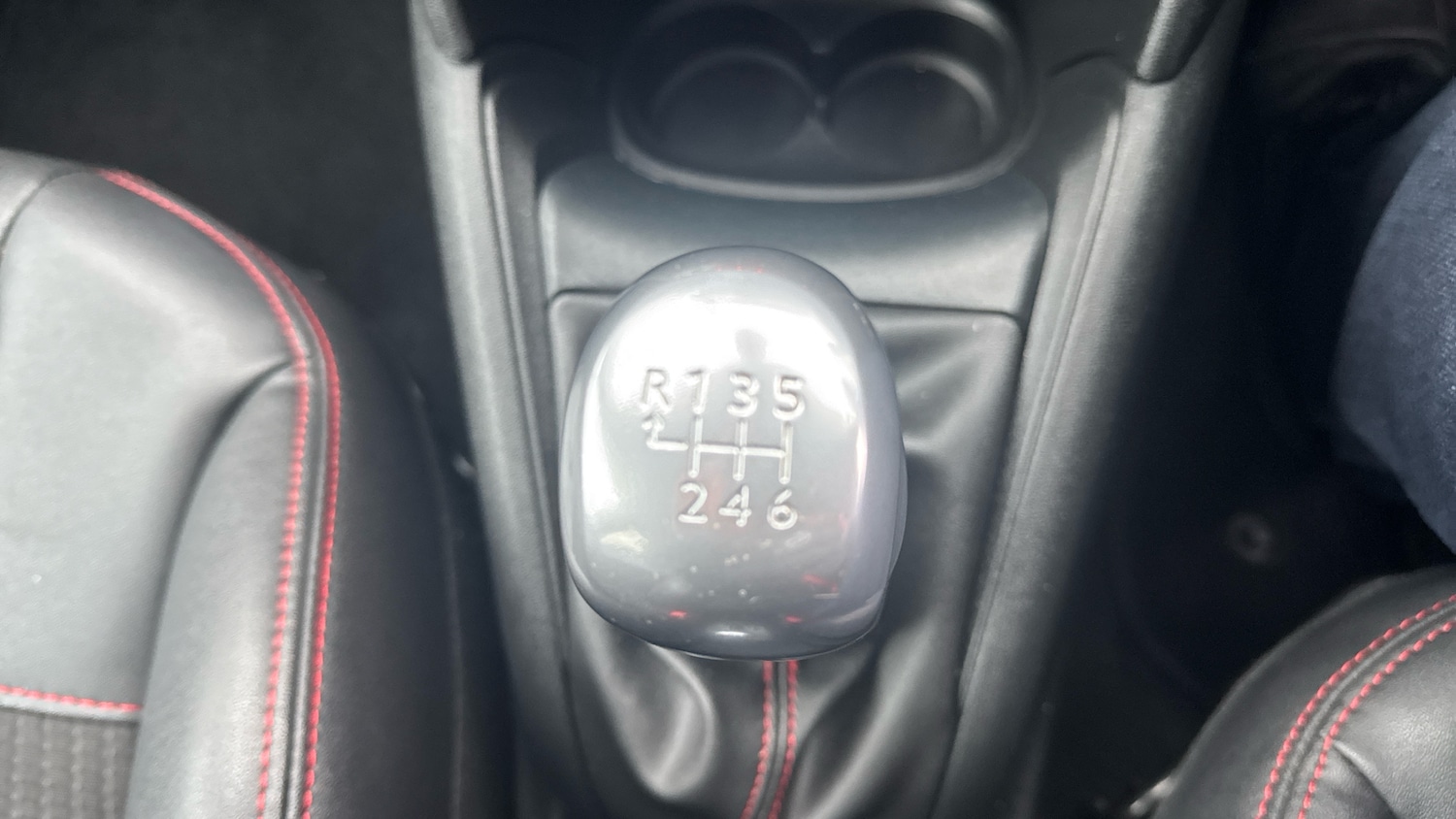 Used Peugeot 208 2018 for sale - 77679316: Photo 27