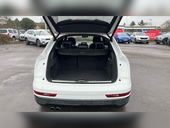 Used Audi Q3 2018 for sale - 77462300: Photo