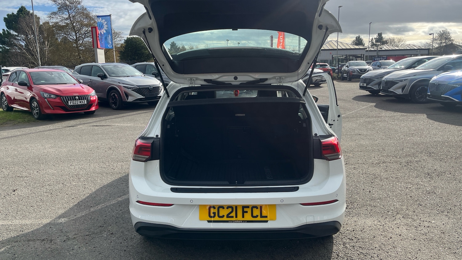 Used Volkswagen Golf 2021 for sale - 77851178: Photo 4