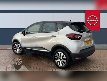 Used Renault Captur 2018 for sale - 77159389: Photo
