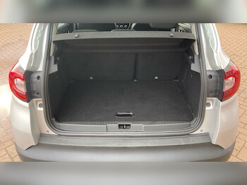 Used Renault Captur 2018 for sale - 77159389: Photo