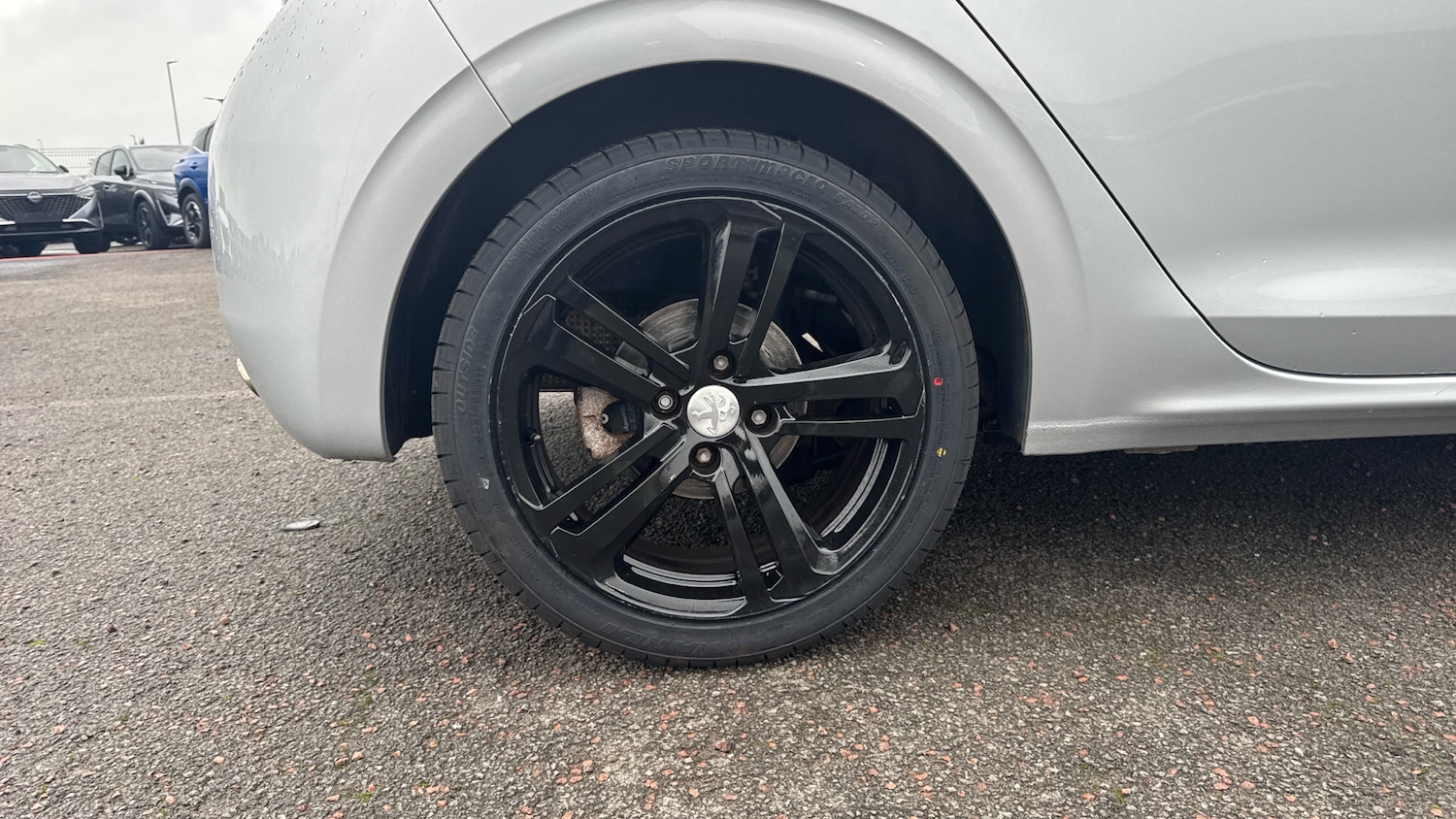 Used Peugeot 208 2018 for sale - 77298197: Photo 8