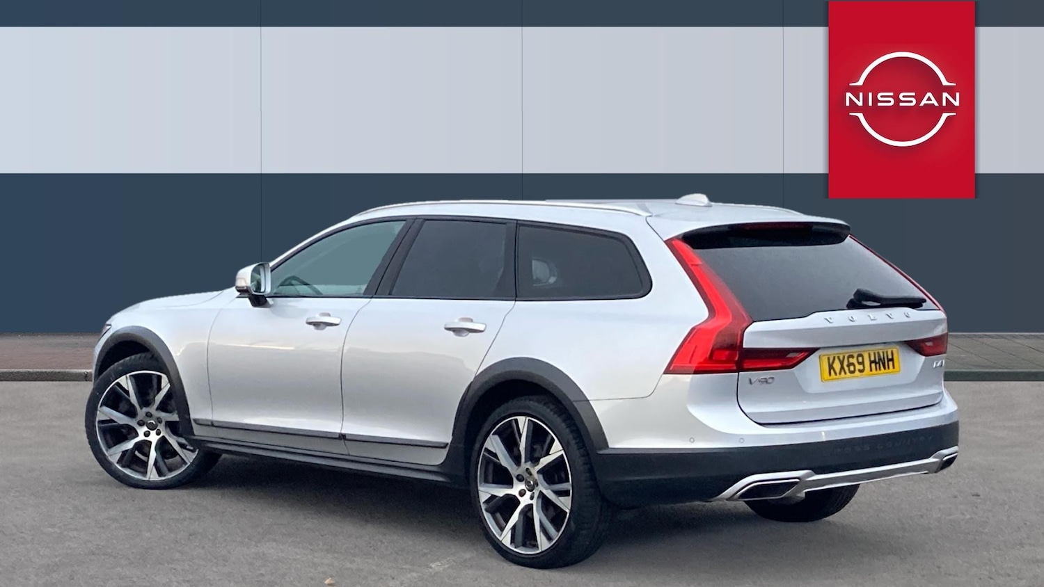 Used Volvo V90 2019 for sale - 76391590: Photo 2