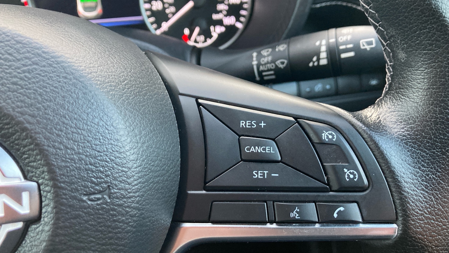 Used Nissan Juke 2023 for sale - 76907672: Photo 24