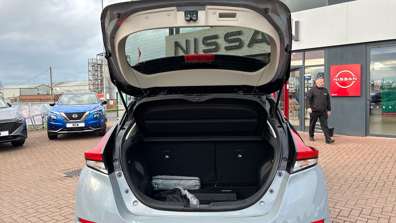 Used Nissan Leaf 2023 for sale - 77809337: Photo 4