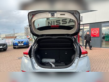 Used Nissan Leaf 2023 for sale - 77809337: Photo