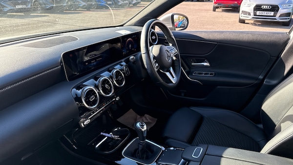 Used Mercedes-Benz A-Class 2019 for sale - 76324456: Photo 9