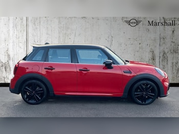 Used MINI Hatch 2022 for sale - 76960139: Photo