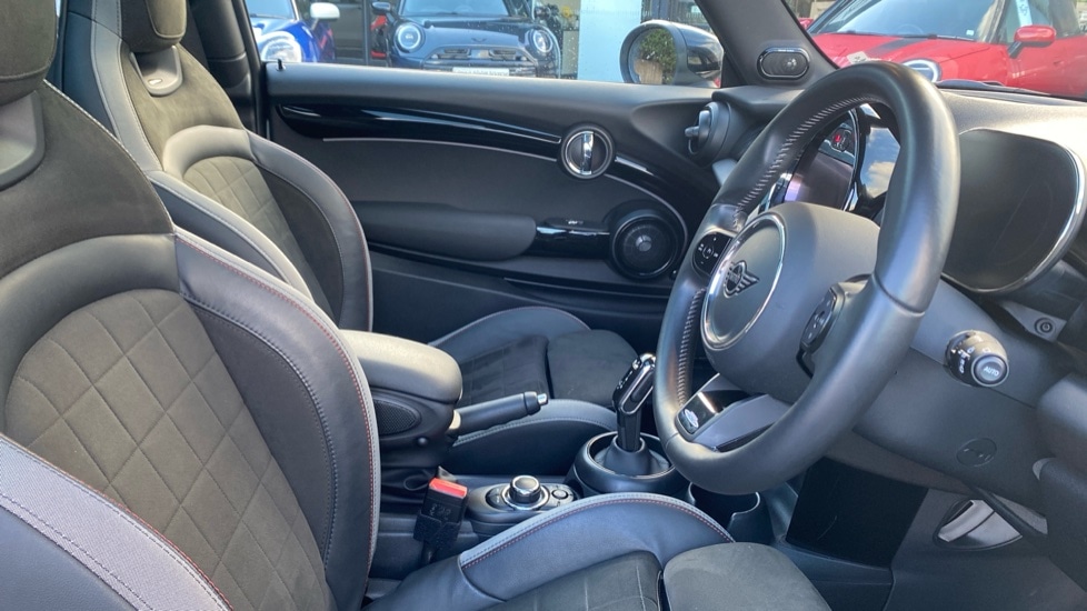 Used MINI Cooper 2023 for sale - 76869895: Photo 11