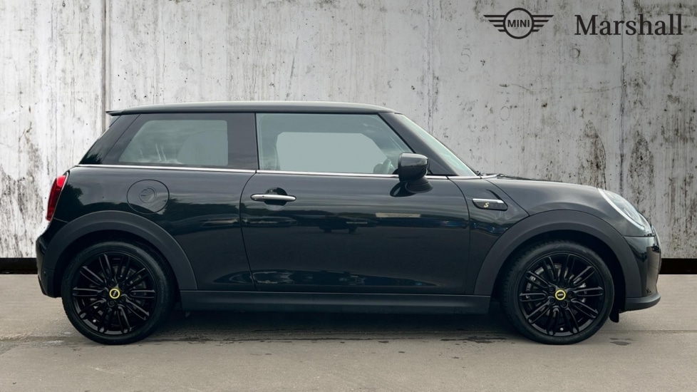 Used MINI Hatch 2022 for sale - 76079413: Photo 3