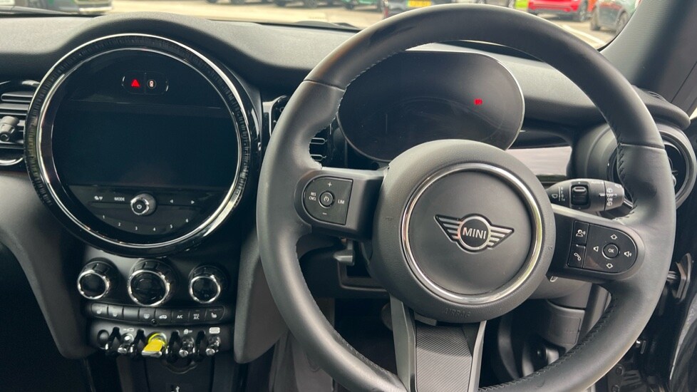 Used MINI Hatch 2022 for sale - 76079413: Photo 5