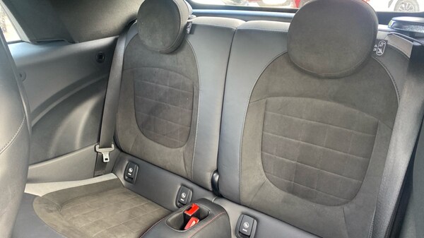 Used MINI Convertible 2021 for sale - 75751265: Photo 12