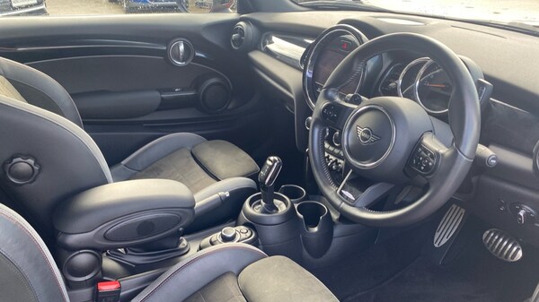 Used MINI Convertible 2021 for sale - 75751265: Photo 6