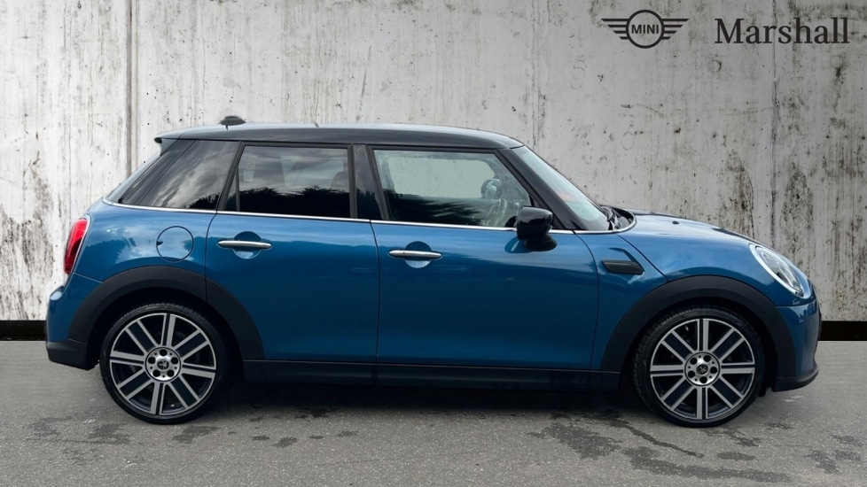 Used MINI Hatch 2022 for sale - 76589788: Photo 3
