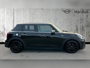 Used MINI Hatch 2022 for sale - 76366580: Photo