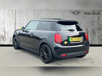 Used MINI Hatch 2022 for sale - 76869502: Photo