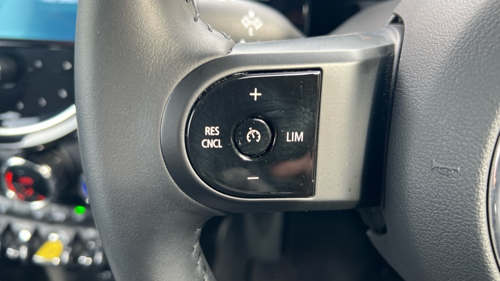 Used MINI Hatch 2022 for sale - 76869502: Photo 31