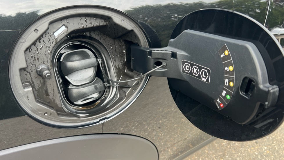 Used MINI Hatch 2022 for sale - 76869502: Photo 32