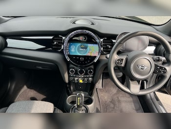 Used MINI Hatch 2022 for sale - 76869502: Photo