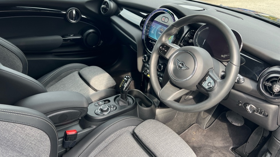 Used MINI Hatch 2022 for sale - 76869502: Photo 6