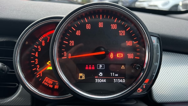 Used MINI Hatch 2022 for sale - 76015044: Photo 9