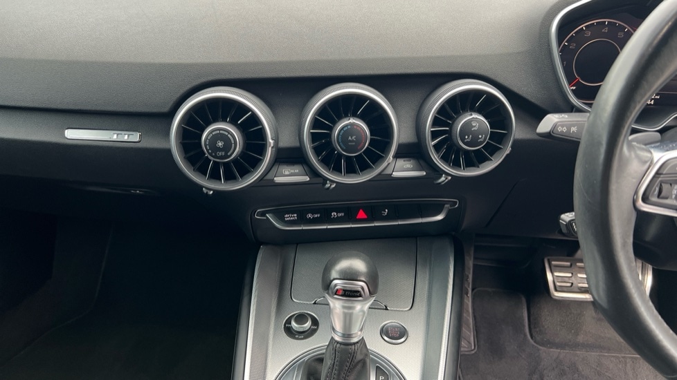 Used Audi TT 2018 for sale - 76773269: Photo 12
