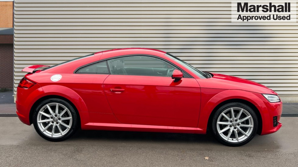 Used Audi TT 2018 for sale - 76773269: Photo 2