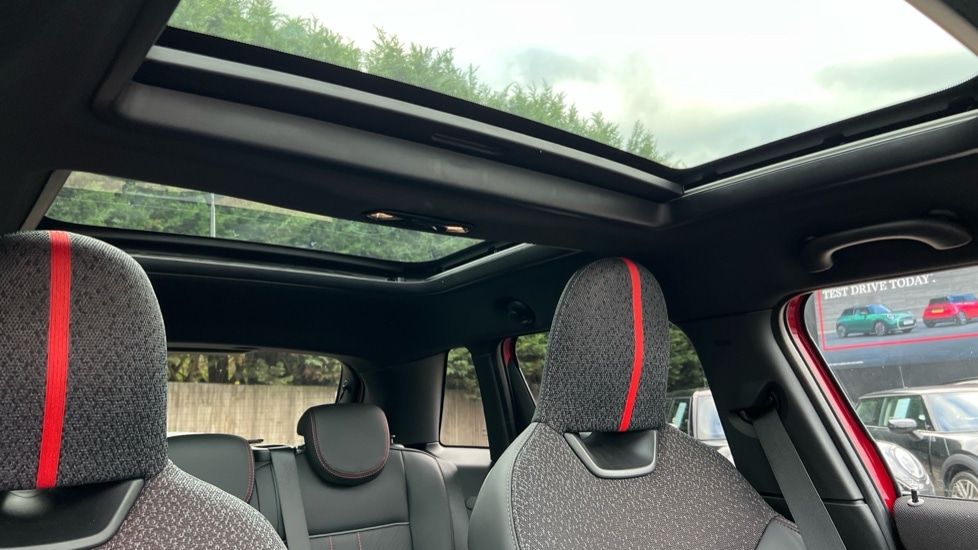 Used MINI Cooper 2025 for sale - 76221857: Photo 33