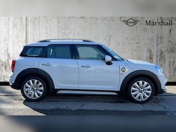Used MINI Countryman 2018 for sale - 76870310: Photo
