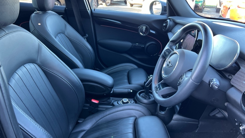 Used MINI Hatch 2023 for sale - 76873882: Photo 11